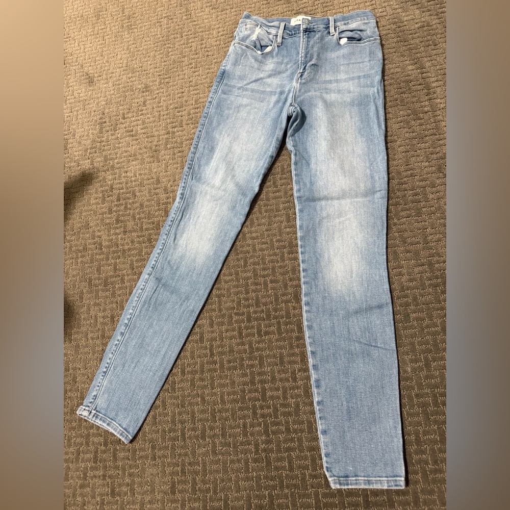 Frame Le High Skinny Jean